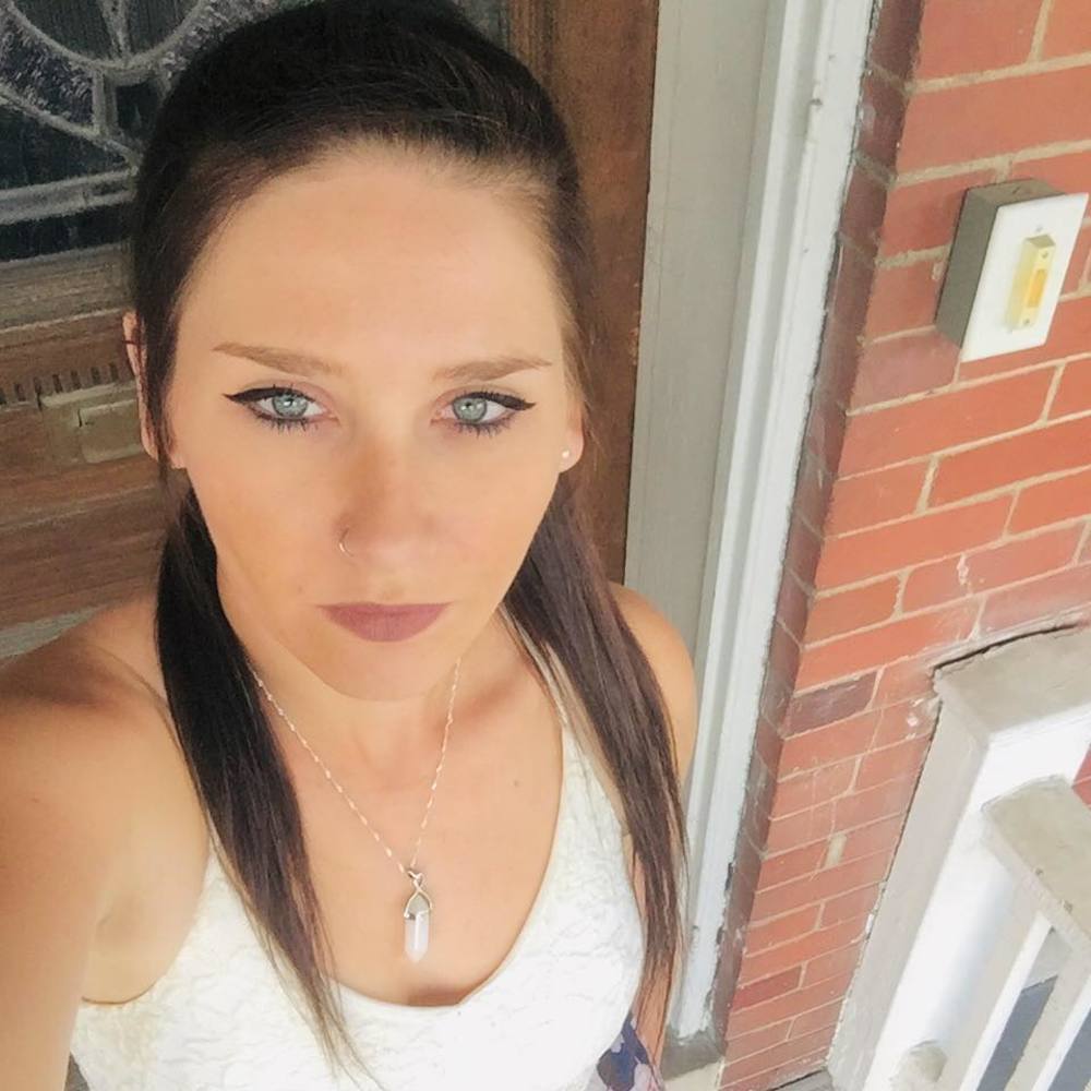 Meet your Posher, Alexandra